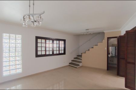 Sala de casa à venda com 3 quartos, 172m² em Vila Monumento, São Paulo