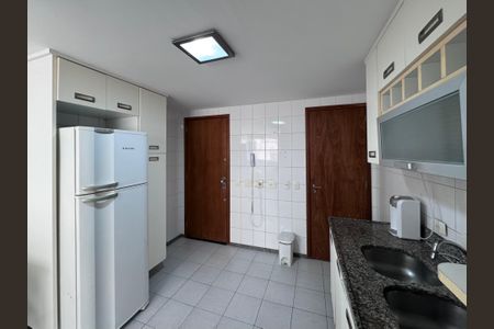 Apartamento para alugar com 110m², 3 quartos e 2 vagasCozinha e Área de Serviço