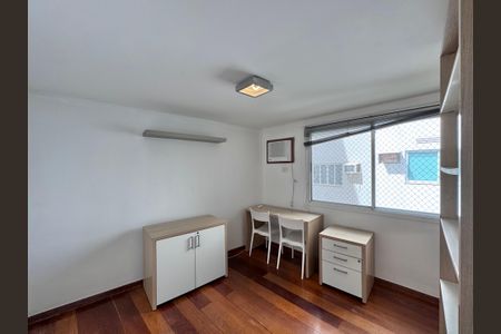 Apartamento para alugar com 110m², 3 quartos e 2 vagasSuíte 2
