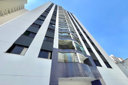 Apartamento à venda com 85m², 3 quartos e 2 vagasFachada