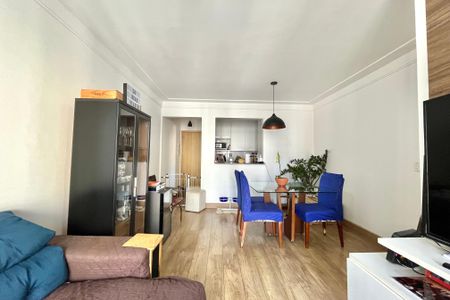 Apartamento à venda com 85m², 3 quartos e 2 vagasSala