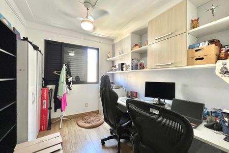 Apartamento à venda com 85m², 3 quartos e 2 vagasQuarto 3