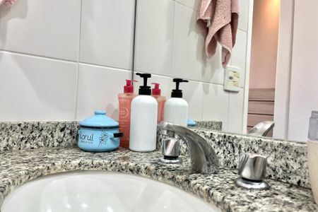 Apartamento à venda com 85m², 3 quartos e 2 vagasBanheiro da Suíte