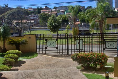 Apartamento para alugar com 82m², 2 quartos e 1 vaga Apartamento para alugar com 82m², 2 quartos e 1 vagaEntrada principal