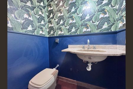 Apartamento à venda com 200m², 3 quartos e 2 vagasLavabo