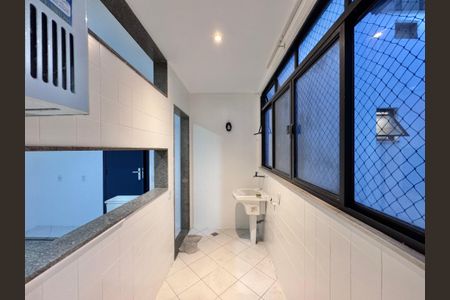 Apartamento à venda com 200m², 3 quartos e 2 vagasÁrea de Serviço