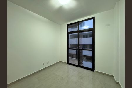Apartamento à venda com 200m², 3 quartos e 2 vagasQuarto 1