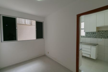 Apartamento para alugar com 3 quartos, 62m² em Santa Rosa, Belo Horizonte