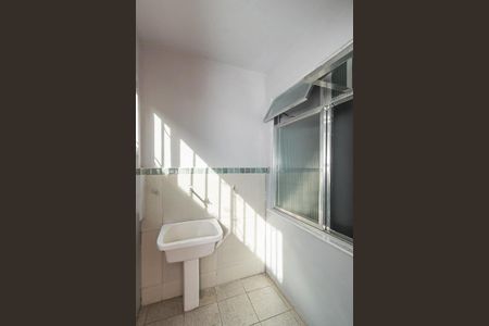 Apartamento para alugar com 65m², 2 quartos e sem vagaÁrea de Serviço