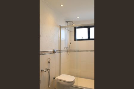 Apartamento à venda com 230m², 4 quartos e 3 vagasBanheiro Social