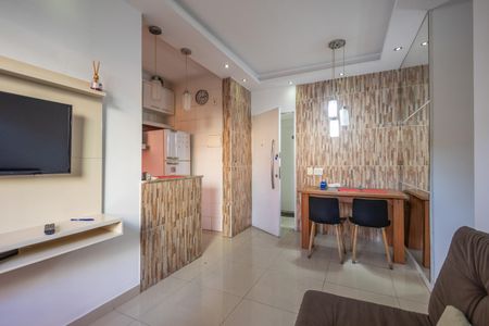 Sala de apartamento à venda com 2 quartos, 50m² em São Cristóvão, Rio de Janeiro