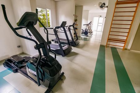 Apartamento para alugar com 50m², 2 quartos e 1 vaga Apartamento para alugar com 50m², 2 quartos e 1 vagaÁrea comum - Academia