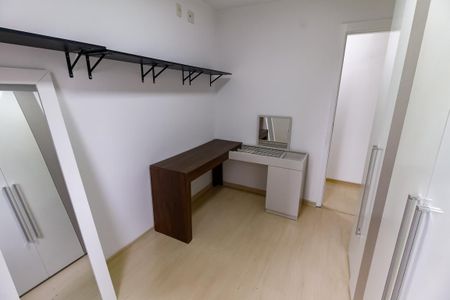 Quarto 1 de apartamento para alugar com 2 quartos, 50m² em Parque Reboucas, São Paulo