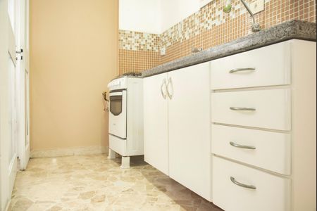 Apartamento à venda com 68m², 2 quartos e 1 vagaCozinha