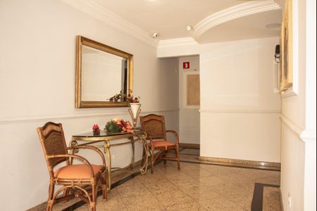 Apartamento à venda com 68m², 2 quartos e 1 vagaHall social