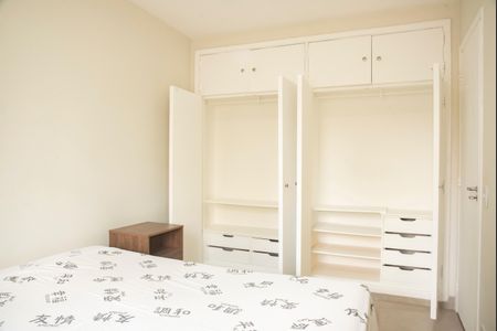 Apartamento à venda com 68m², 2 quartos e 1 vagaQuarto 2