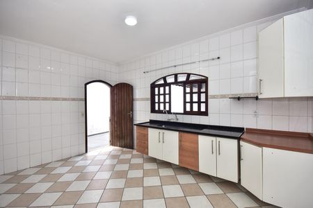 Casa à venda com 240m², 3 quartos e 5 vagasCozinha