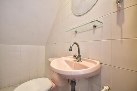 Lavabo de casa à venda com 3 quartos, 240m² em Jardim Maria Rosa, Taboão da Serra