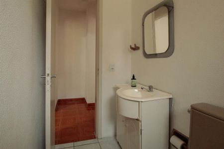 Apartamento para alugar com 42m², 1 quarto e sem vagaBanheiro