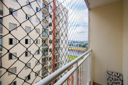 Varanda da sala de apartamento para alugar com 3 quartos, 65m² em Vila Homero Thon, Santo André