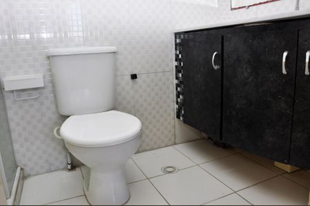 Apartamento à venda com 50m², 3 quartos e 1 vaga Apartamento à venda com 50m², 3 quartos e 1 vagaBanheiro social