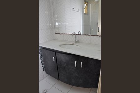 Apartamento à venda com 50m², 3 quartos e 1 vaga Apartamento à venda com 50m², 3 quartos e 1 vagaBanheiro social