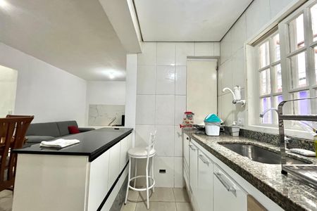 Casa para alugar com 170m², 3 quartos e 2 vagasCozinha