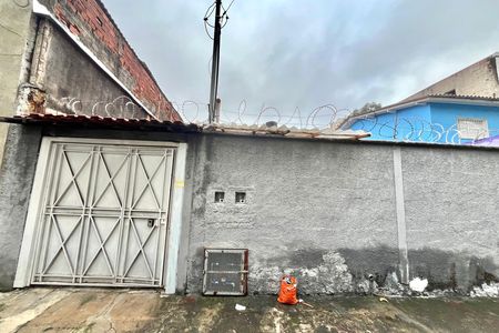 Casa para alugar com 170m², 3 quartos e 2 vagasFachada