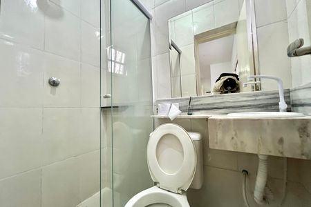 Casa para alugar com 170m², 3 quartos e 2 vagasBanheiro Corredor