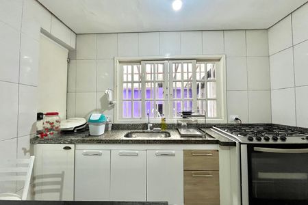 Casa para alugar com 170m², 3 quartos e 2 vagasCozinha