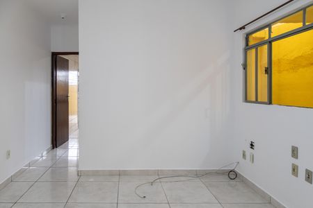 Casa para alugar com 110m², 2 quartos e sem vagaSala