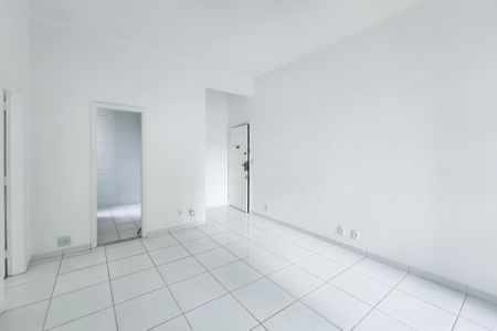 Apartamento para alugar com 75m², 3 quartos e sem vagaSala 