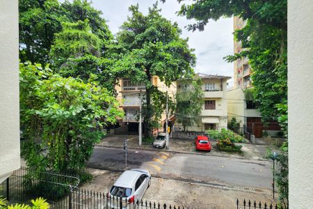 Apartamento para alugar com 75m², 3 quartos e sem vagaVista