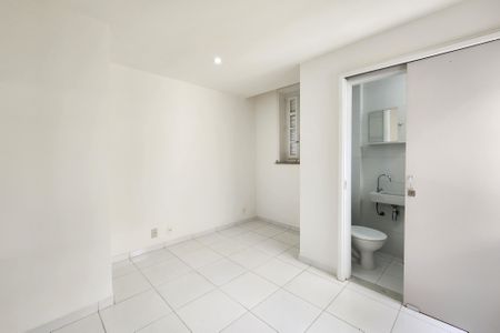 Apartamento para alugar com 75m², 3 quartos e sem vagaSuíte 