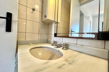 Apartamento à venda com 60m², 2 quartos e 1 vagaBanheiro da Suíte