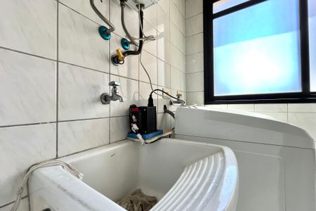 Apartamento à venda com 60m², 2 quartos e 1 vagaÁrea de Serviço