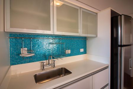 Apartamento para alugar com 72m², 2 quartos e 1 vagaCozinha