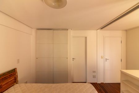 Apartamento para alugar com 72m², 2 quartos e 1 vagaSuíte