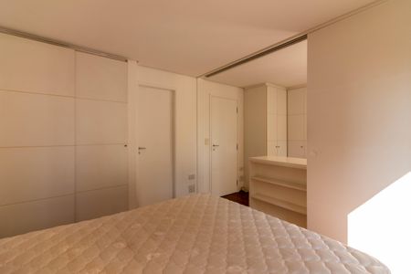 Apartamento para alugar com 72m², 2 quartos e 1 vagaSuíte