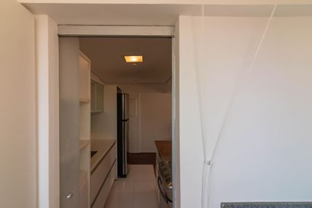 Apartamento para alugar com 72m², 2 quartos e 1 vagaÁrea de Serviço