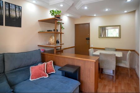 Apartamento à venda com 70m², 2 quartos e 1 vagaSala