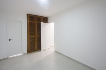 Apartamento à venda com 151m², 2 quartos e 1 vaga Apartamento à venda com 151m², 2 quartos e 1 vagaSuíte