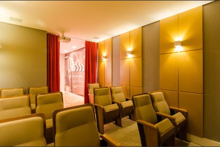 Apartamento à venda com 107m², 3 quartos e 2 vagas Apartamento à venda com 107m², 3 quartos e 2 vagasCinema