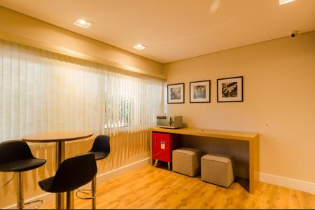 Apartamento à venda com 107m², 3 quartos e 2 vagas Apartamento à venda com 107m², 3 quartos e 2 vagasCinema