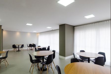 Apartamento à venda com 107m², 3 quartos e 2 vagas Apartamento à venda com 107m², 3 quartos e 2 vagasÁrea comum - Salão de festas