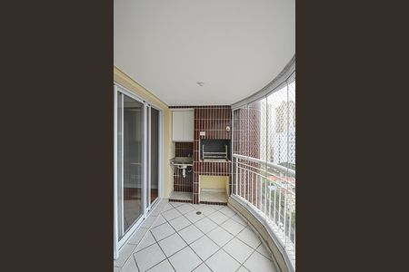 Apartamento à venda com 107m², 3 quartos e 2 vagas Apartamento à venda com 107m², 3 quartos e 2 vagasVaranda gourmet