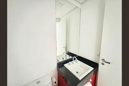 Banheiro de kitnet/studio para alugar com 1 quarto, 36m² em Vila Cordeiro, São Paulo