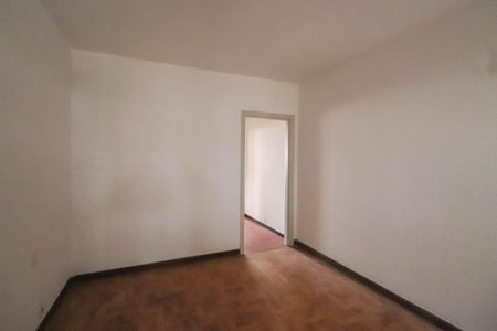 Casa para alugar com 130m², 2 quartos e 1 vaga Casa para alugar com 130m², 2 quartos e 1 vagaSala