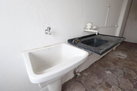 Casa para alugar com 130m², 2 quartos e 1 vaga Casa para alugar com 130m², 2 quartos e 1 vagaÁrea de Serviço