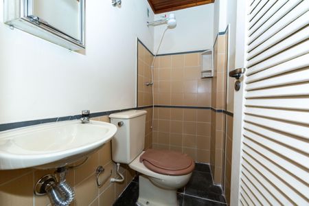 Apartamento para alugar com 149m², 3 quartos e 1 vaga Apartamento para alugar com 149m², 3 quartos e 1 vagaBanheiro de Serviço